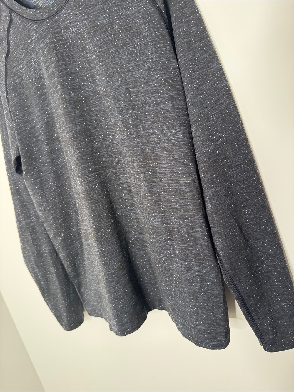 Lululemon Men's Long Sleeve Crewneck Performance Shirt - Charcoal - Picture 3 of 10
